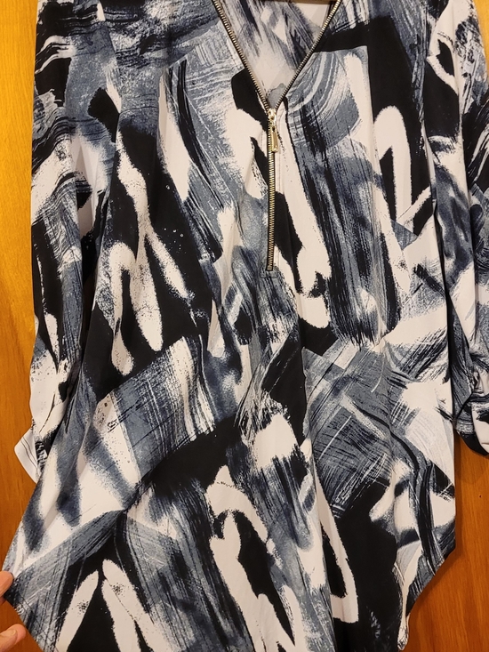 Joseph Ribkoff Tops - Joseph Ribkoff Black, White & Gray Abstract Zip Tunic